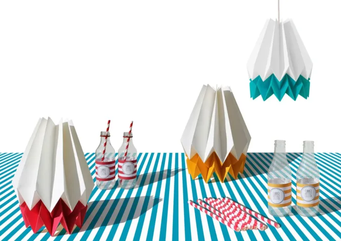 decoracion-japonesa-rojo-azul-amarillo-blanco-lampara-papiroflexia-origami-geometrica-moderna-habitacion-ninos-minimoi