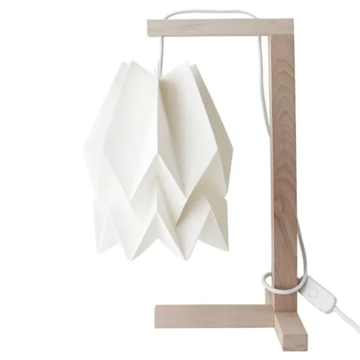 origami-lampara-mesa-papiroflexia-japonesa-geometrica-decoracion-habitacion-ninos-pantalla-blanca-moderna-minimoi