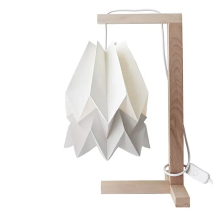 origami-lampara-mesa-papiroflexia-japonesa-geometrica-decoracion-habitacion-pantalla-bicolor-blanco-gris-moderna-minimoi