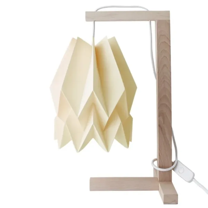 origami-lampara-mesa-papiroflexia-japonesa-geometrica-decoracion-ninos-pantalla-amarilla-minimoi
